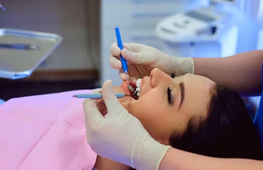 teeth scaling service in Dwarka